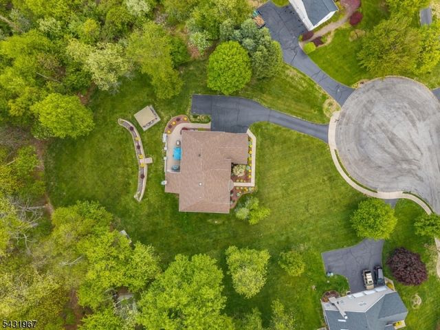 26 Alpaugh Dr, Bethlehem Twp., NJ 08802