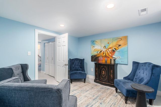 1569 E Blake Avenue, Columbus, OH 43211