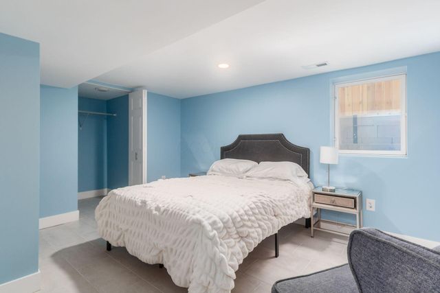 1569 E Blake Avenue, Columbus, OH 43211