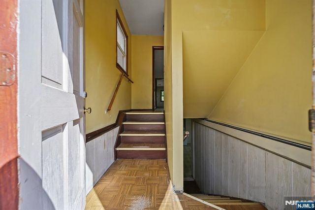 304 Gilbert Avenue, Elmwood Park, NJ 07407