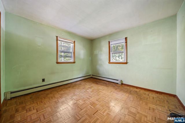 304 Gilbert Avenue, Elmwood Park, NJ 07407