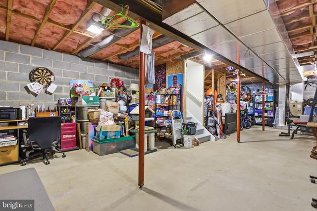 1 GRIMLEY RD, Schwenksville, PA 19473