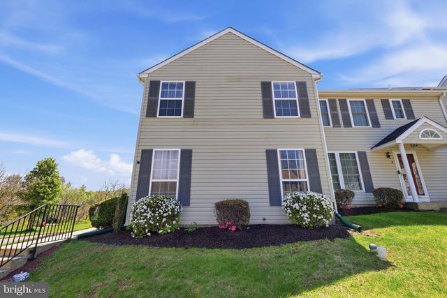 1 GRIMLEY RD, Schwenksville, PA 19473