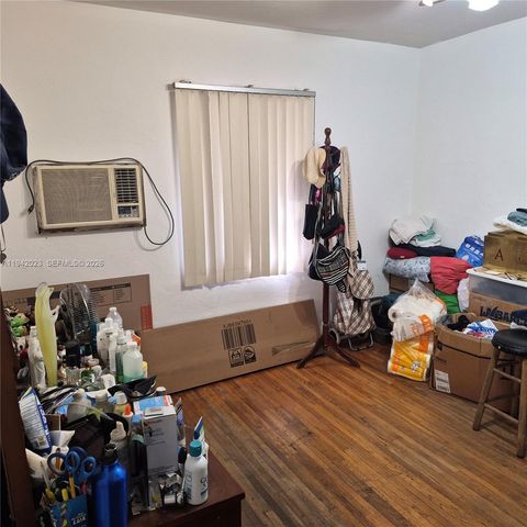 1001 NW 37th Ave, Miami, FL 33125