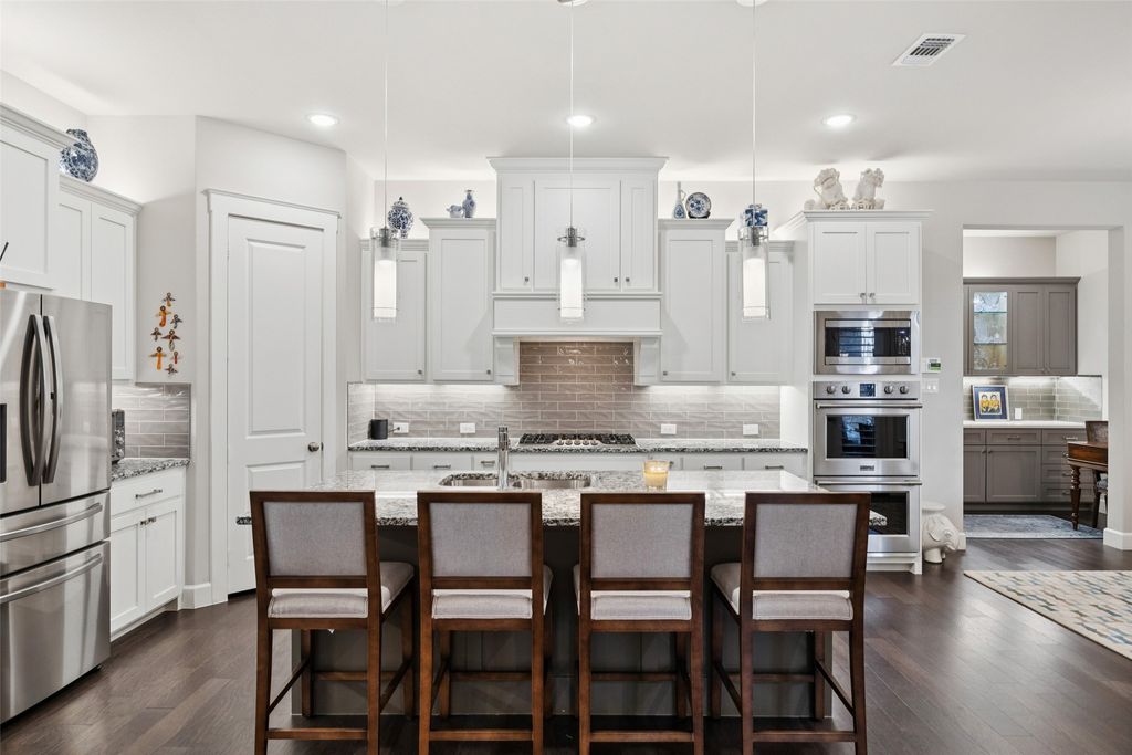 1299 Ocean Breeze Drive, Flower Mound, TX 75028