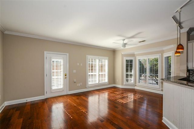 1000 Sterling Court, Roswell, GA 30075