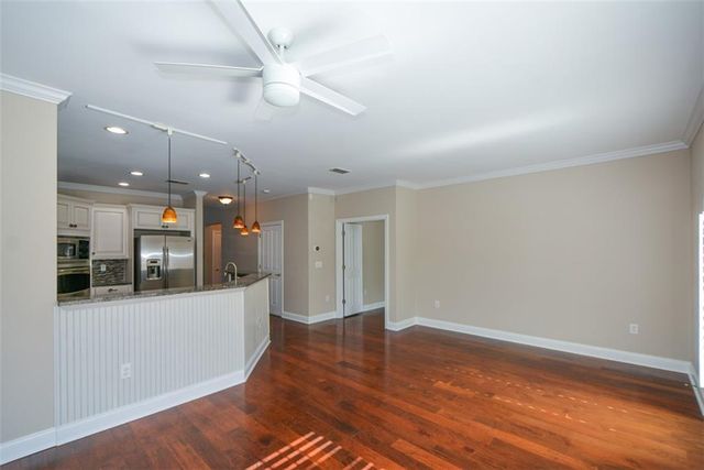 1000 Sterling Court, Roswell, GA 30075