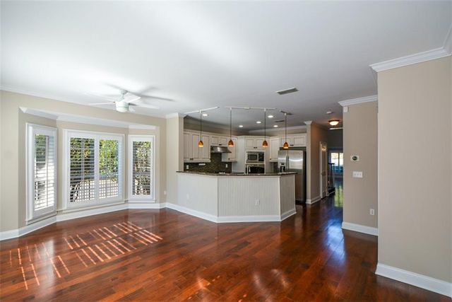 1000 Sterling Court, Roswell, GA 30075