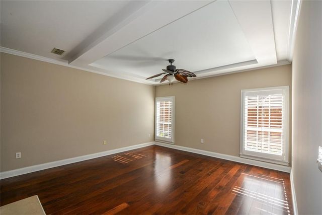 1000 Sterling Court, Roswell, GA 30075