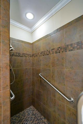 1000 Sterling Court, Roswell, GA 30075