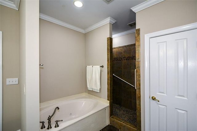 1000 Sterling Court, Roswell, GA 30075