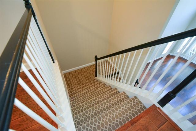 1000 Sterling Court, Roswell, GA 30075