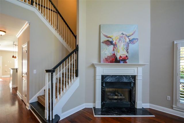 1000 Sterling Court, Roswell, GA 30075