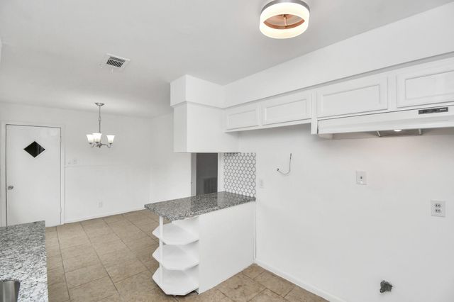 8534 Fillmore Street, Houston, TX 77029