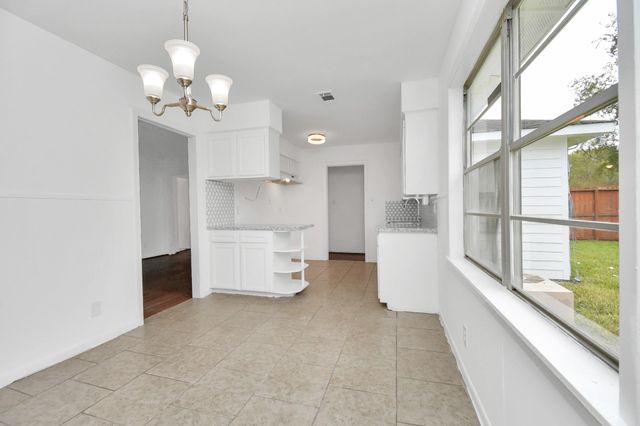 8534 Fillmore Street, Houston, TX 77029