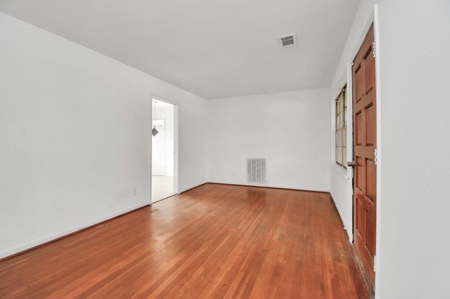 8534 Fillmore Street, Houston, TX 77029