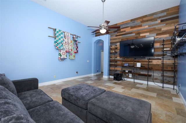 1620 PARKGLEN CIRCLE, Apopka, FL 32712