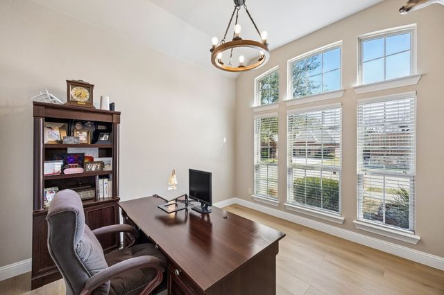 3917 Gatewick Drive, Rockwall, TX 75087