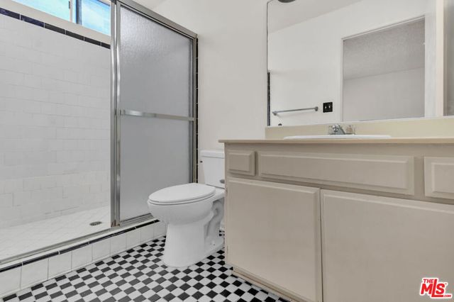 2469 Purdue Avenue, Los Angeles, CA 90064