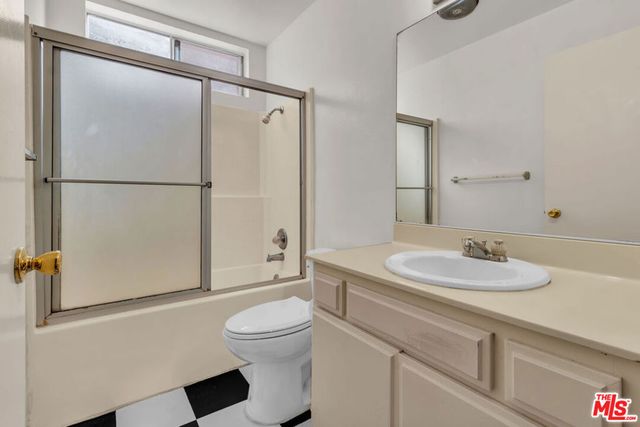 2469 Purdue Avenue, Los Angeles, CA 90064