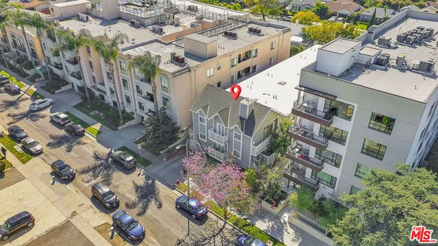 2469 Purdue Avenue, Los Angeles, CA 90064