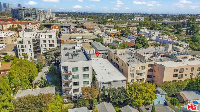 2469 Purdue Avenue, Los Angeles, CA 90064