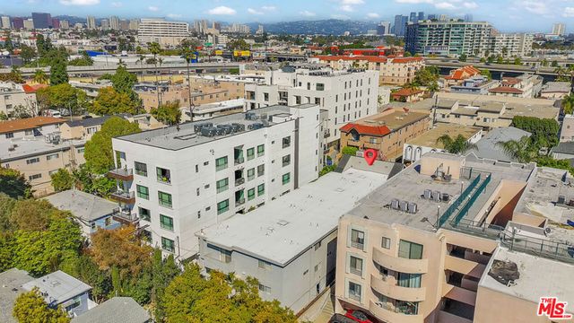 2469 Purdue Avenue, Los Angeles, CA 90064