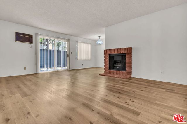 2469 Purdue Avenue, Los Angeles, CA 90064