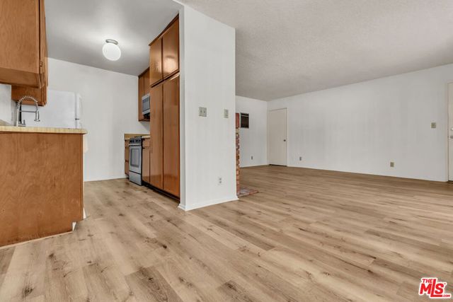 2469 Purdue Avenue, Los Angeles, CA 90064