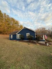 96 Harris Street, Graysville, GA 30726