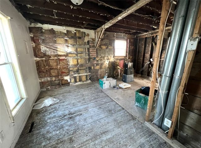 907 Sullivan Street, Elmira City, NY 14901