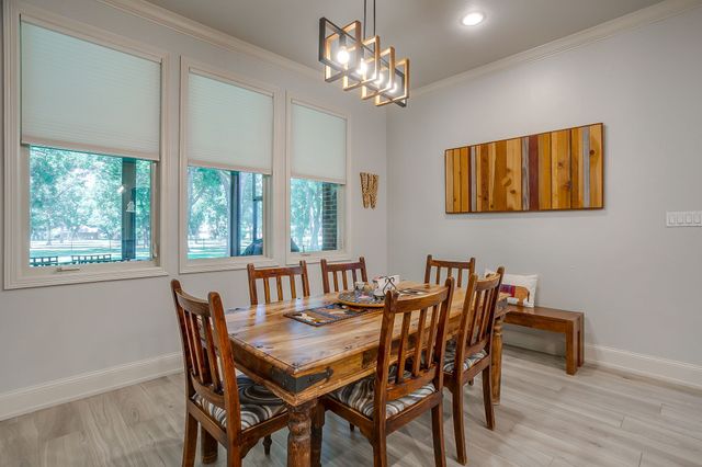 7406 Hampton Drive, Granbury, TX 76049