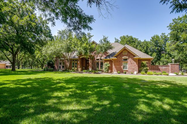 7406 Hampton Drive, Granbury, TX 76049