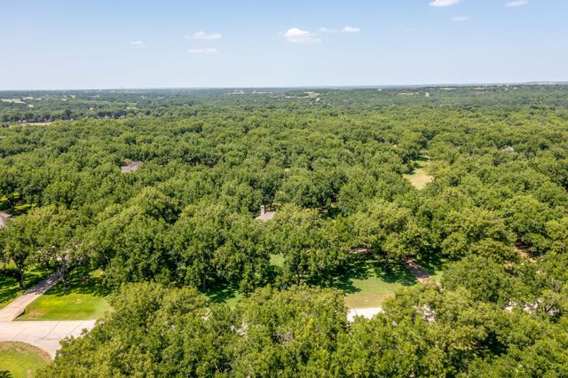 7406 Hampton Drive, Granbury, TX 76049