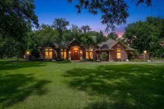 7406 Hampton Drive, Granbury, TX 76049