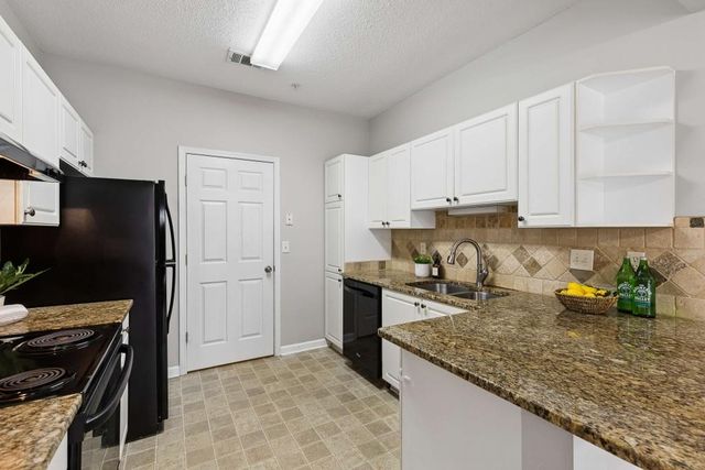 1112 Woodland Lane, Alpharetta, GA 30009
