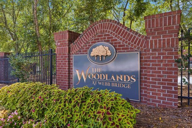1112 Woodland Lane, Alpharetta, GA 30009