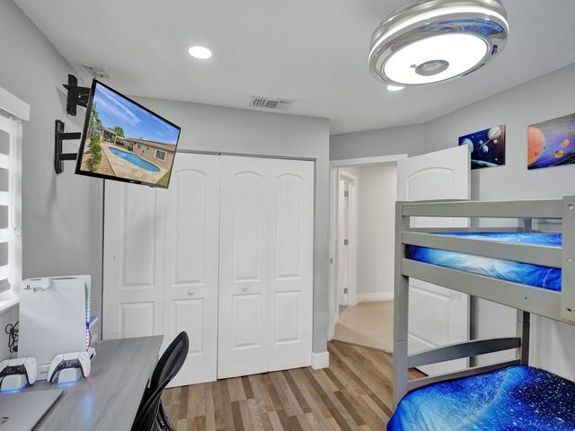 4950 NW 85th Terrace, Lauderhill, FL 33351