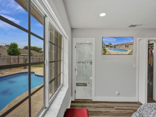 4950 NW 85th Terrace, Lauderhill, FL 33351