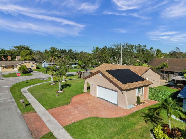 4950 NW 85th Terrace, Lauderhill, FL 33351