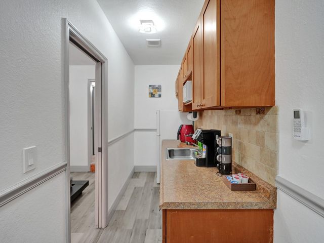 4950 NW 85th Terrace, Lauderhill, FL 33351