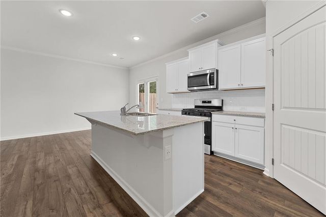 3341 Greyton Drive, Buford, GA 30519