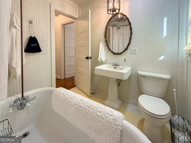 3729 Duncan Bridge Road, Cornelia, GA 30531