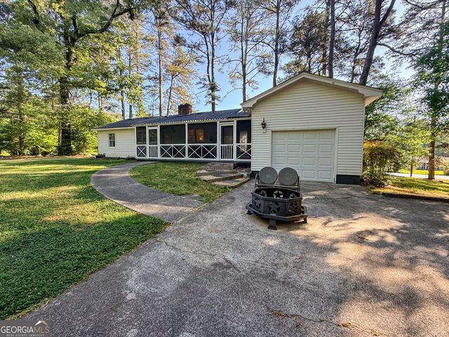 3729 Duncan Bridge Road, Cornelia, GA 30531
