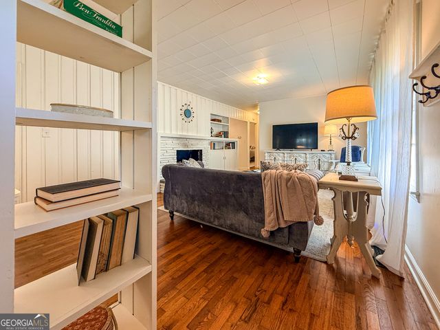 3729 Duncan Bridge Road, Cornelia, GA 30531