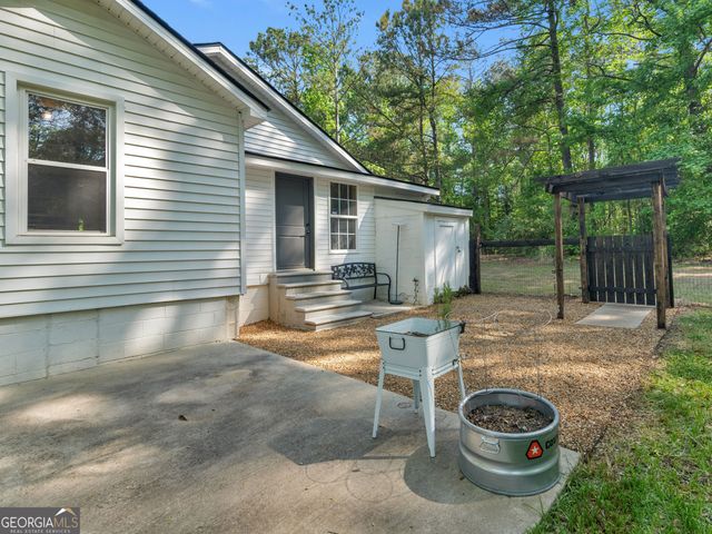 91 Walt Sanders Road, Newnan, GA 30265