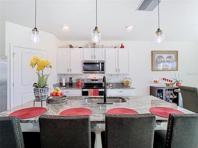10727 PENNY GALE LOOP, San Antonio, FL 33576