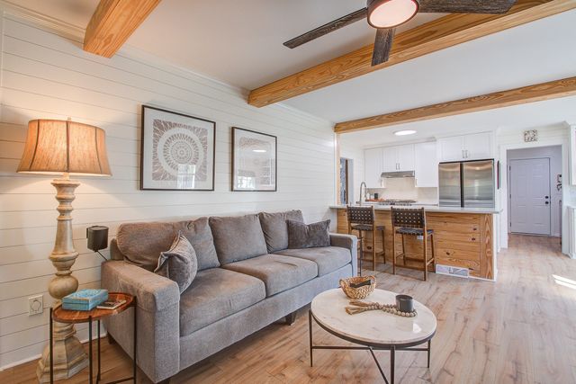 189 Old Dominion Drive, North Charleston, SC 29418