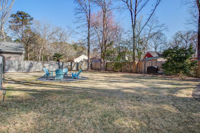 189 Old Dominion Drive, North Charleston, SC 29418