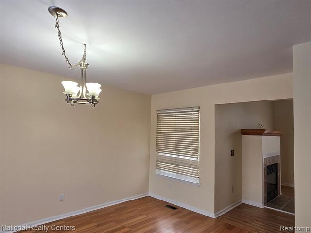 2727 Riverside Drive, Waterford, MI 48329